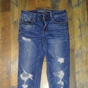 AMERICAN EAGLE JEANS